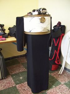 One of Gabi's lambe-lambe shows, set up for spectators. 